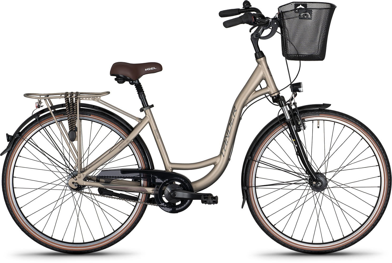 BELAMI 28 7 SZAMPAN.jpg